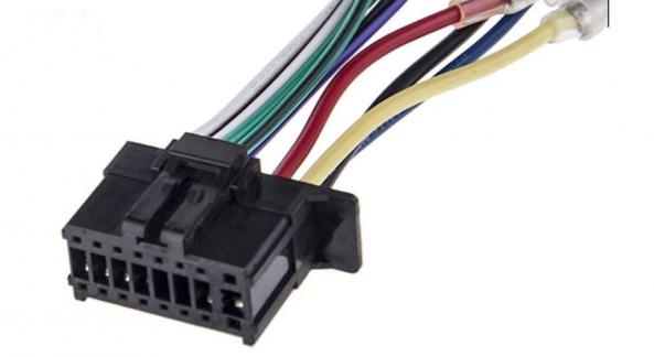 آشنایی با کانکتور های پاور قفل دار